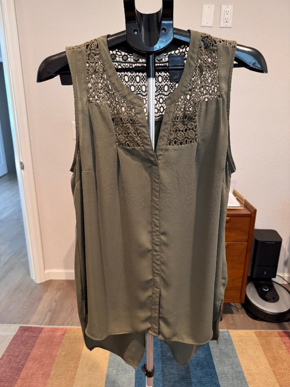 Daniel Rainn Olive Green Crochet Lace High Low Tunic M